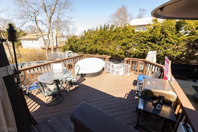 533 Atlas Rd, Roxbury Twp., NJ 07850