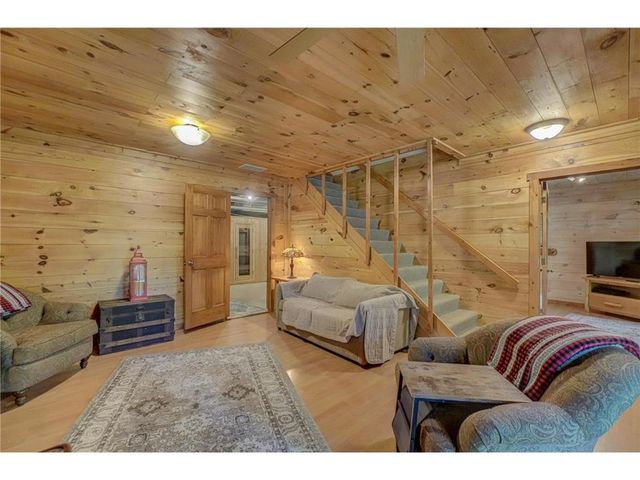10696 W Otter Lane, Hayward, WI 54843
