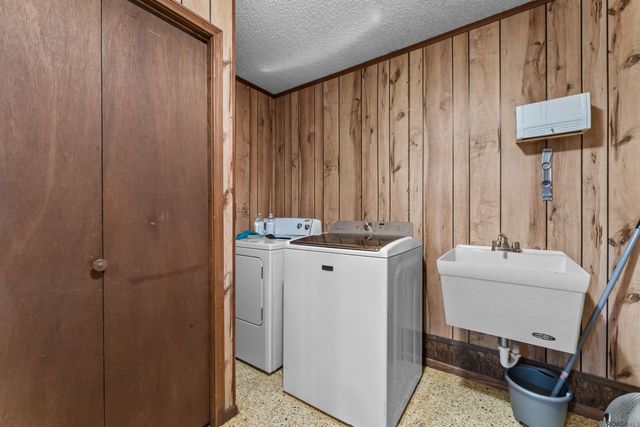 807 Lemon B Rd, Slaughter, LA 70730