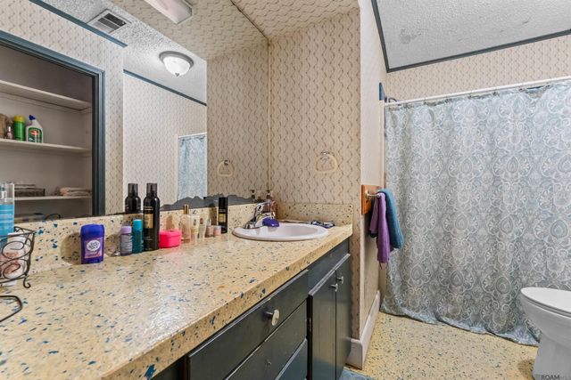 807 Lemon B Rd, Slaughter, LA 70730