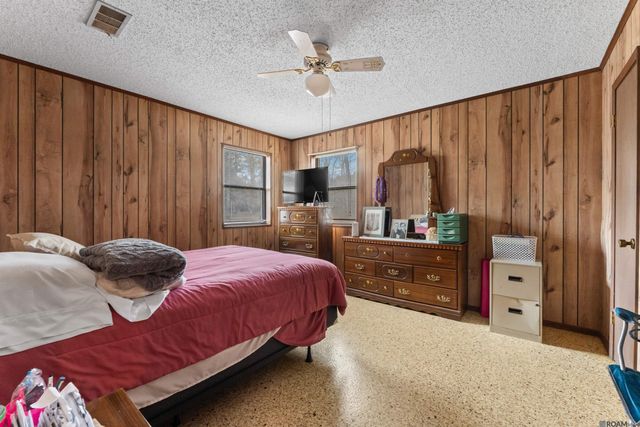 807 Lemon B Rd, Slaughter, LA 70730