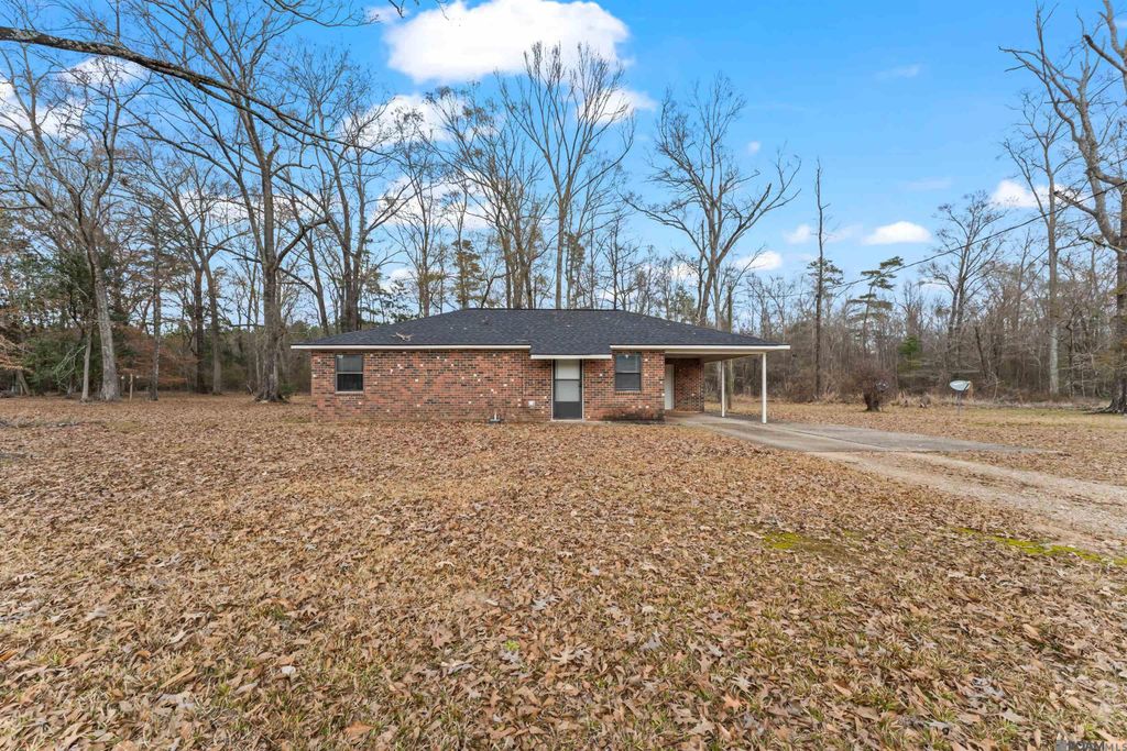 807 Lemon B Rd, Slaughter, LA 70730