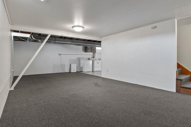 701 E LONGVIEW DRIVE, Appleton, WI 54911