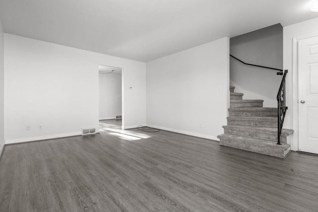 701 E LONGVIEW DRIVE, Appleton, WI 54911