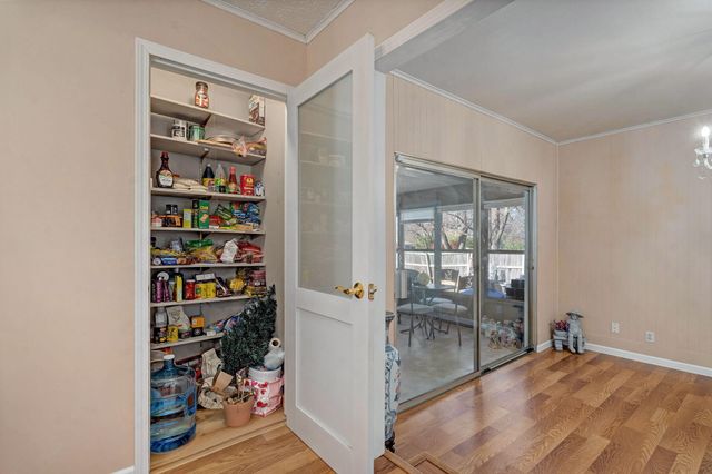 1909 S Nettleton Avenue, Springfield, MO 65807