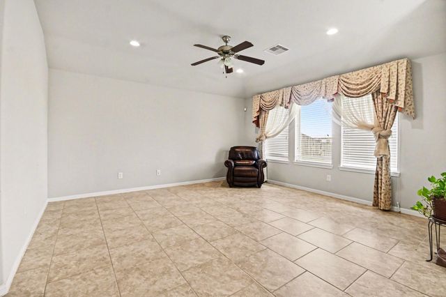 2930 Canadian Goose Lane, Baytown, TX 77521