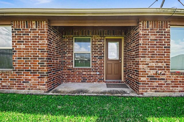 2930 Canadian Goose Lane, Baytown, TX 77521