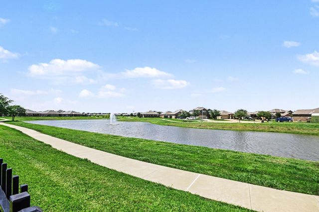 2930 Canadian Goose Lane, Baytown, TX 77521