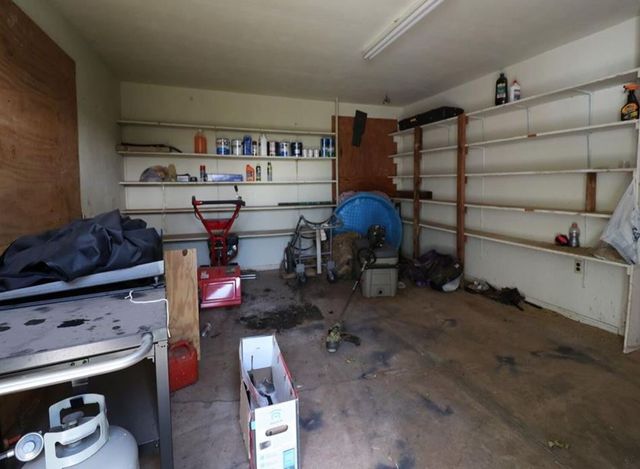 2411 Bristol Drive, Sweetwater, TX 79556