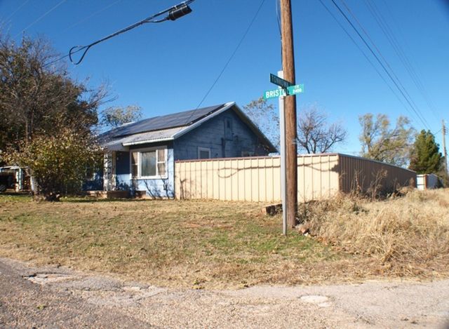 2411 Bristol Drive, Sweetwater, TX 79556