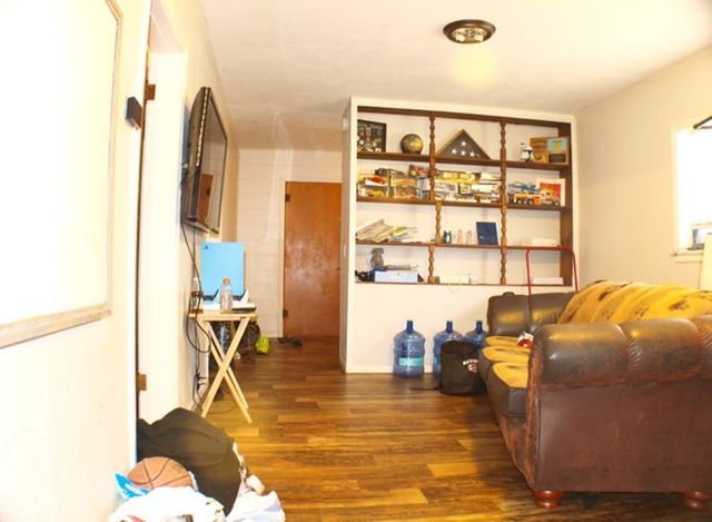 2411 Bristol Drive, Sweetwater, TX 79556