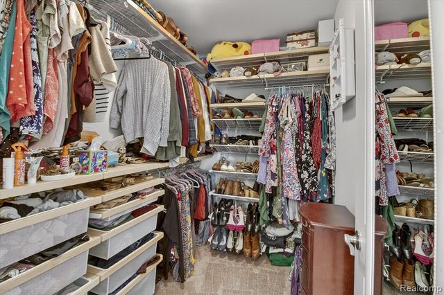 386 Fletcher Street, Wixom, MI 48393