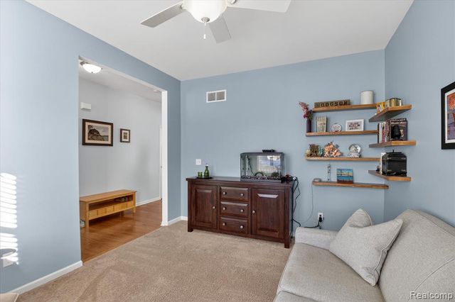 386 Fletcher Street, Wixom, MI 48393