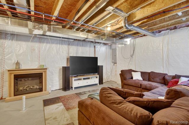 386 Fletcher Street, Wixom, MI 48393