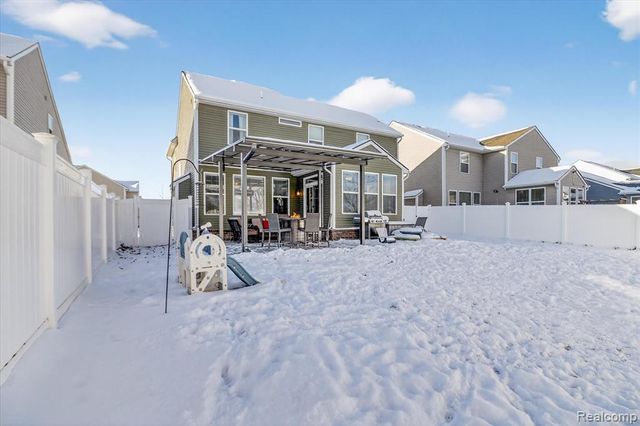 386 Fletcher Street, Wixom, MI 48393