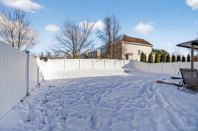 386 Fletcher Street, Wixom, MI 48393