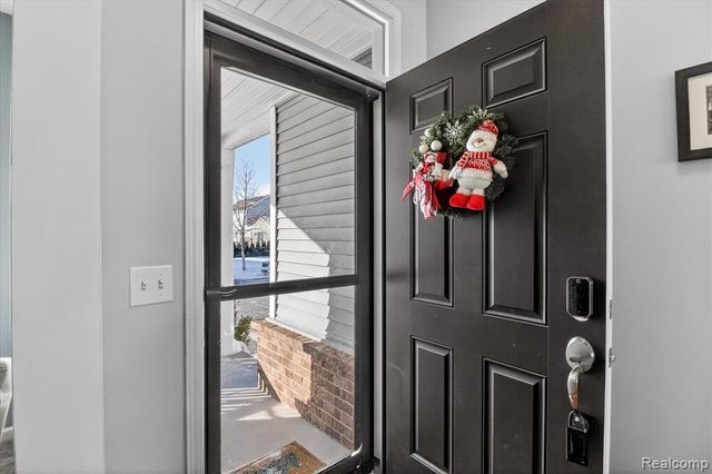 386 Fletcher Street, Wixom, MI 48393