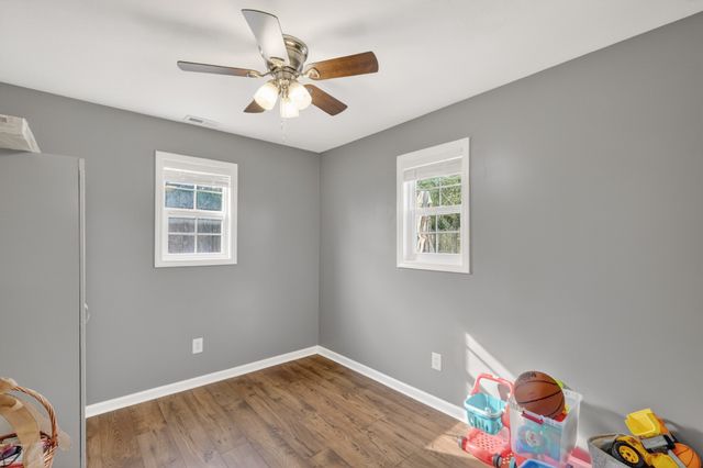 323 Buzzard Roost Rd, Chapel Hill, TN 37034