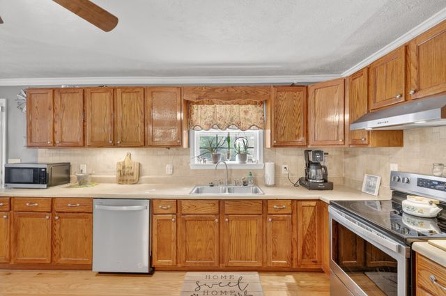 323 Buzzard Roost Rd, Chapel Hill, TN 37034