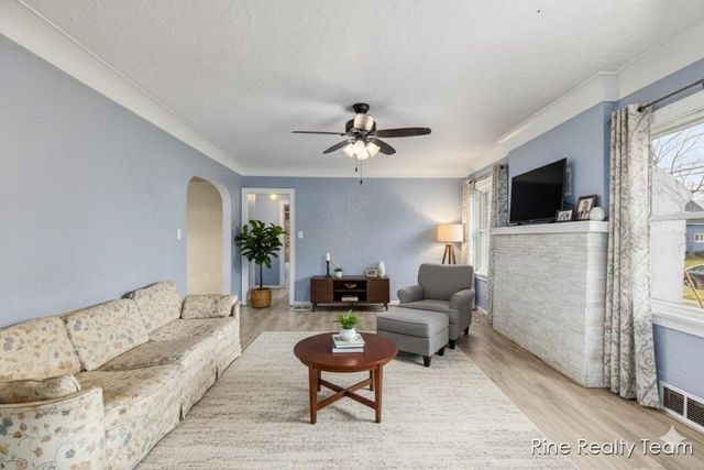 136 East Avenue North, Battle Creek, MI 49017