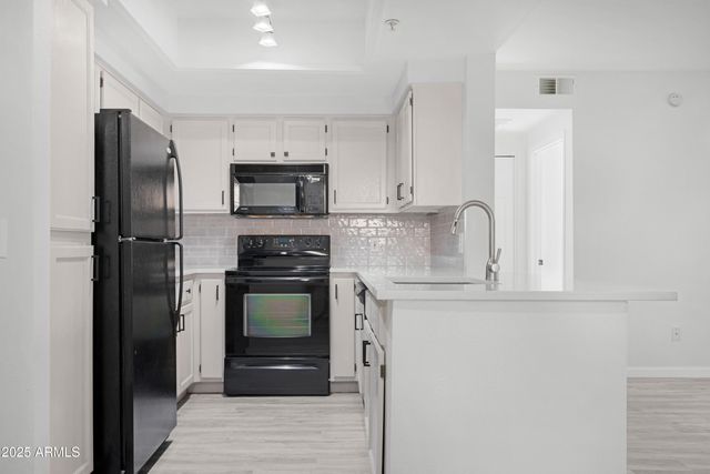 9450 E BECKER Lane 1017, Scottsdale, AZ 85260