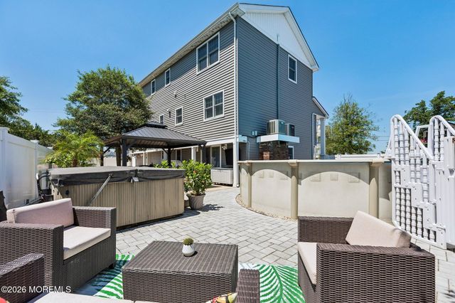 6 Twilight Drive, Brick, NJ 08723