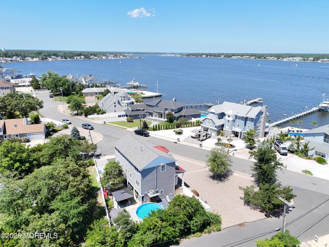 6 Twilight Drive, Brick, NJ 08723