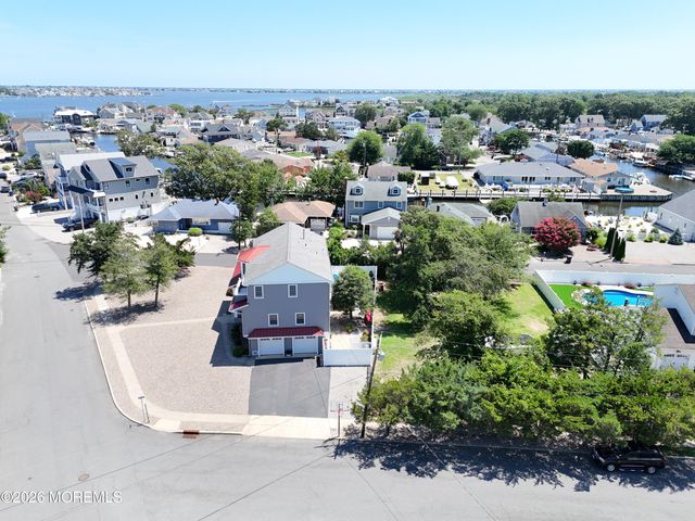 6 Twilight Drive, Brick, NJ 08723