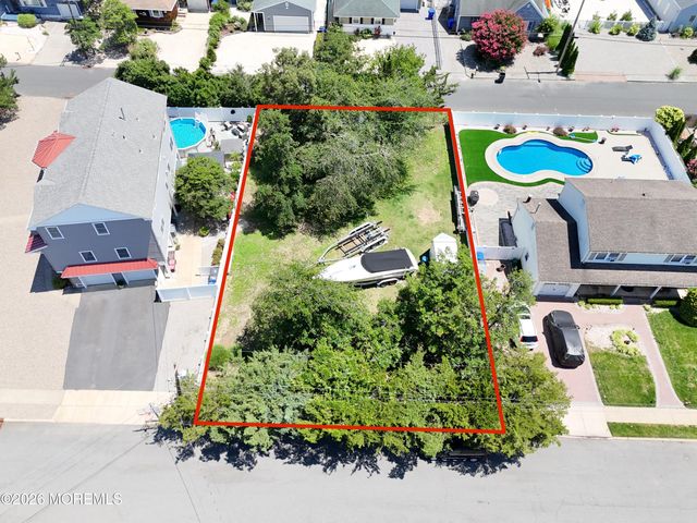 6 Twilight Drive, Brick, NJ 08723