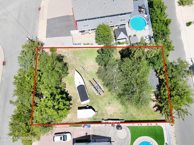 6 Twilight Drive, Brick, NJ 08723