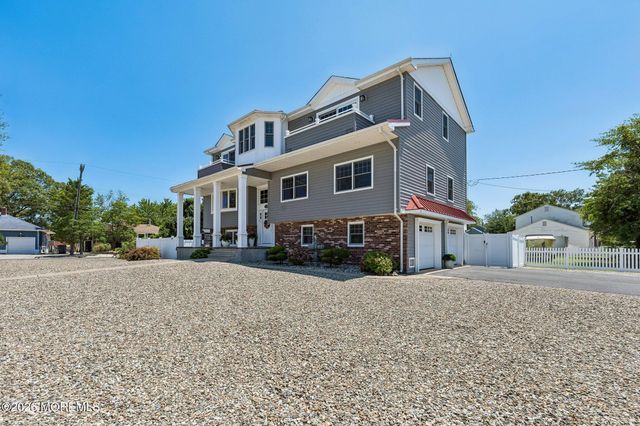 6 Twilight Drive, Brick, NJ 08723