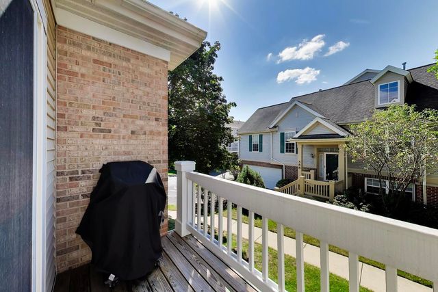 612 N Hidden Prairie Court, Palatine, IL 60067