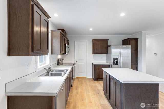 606 G Street, Vader, WA 98593