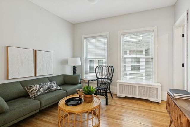 931 Iglehart Avenue, Saint Paul, MN 55104