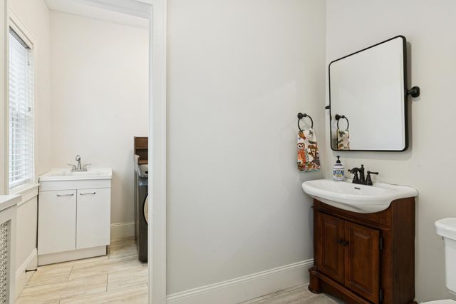 931 Iglehart Avenue, Saint Paul, MN 55104