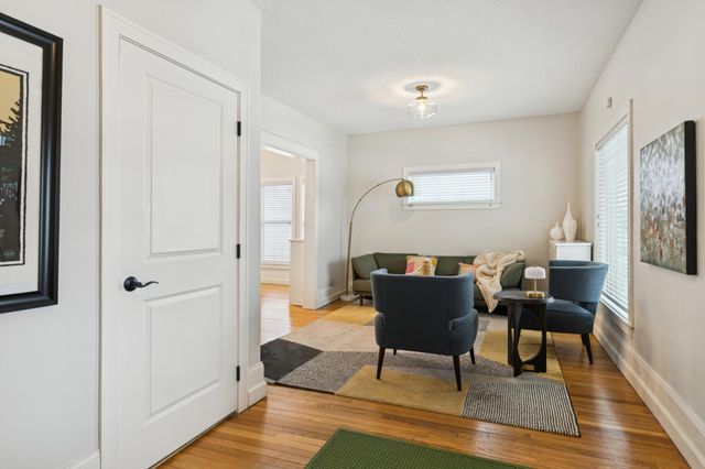 931 Iglehart Avenue, Saint Paul, MN 55104