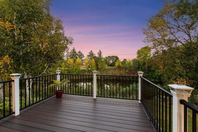 16005 22nd Avenue N, Plymouth, MN 55447