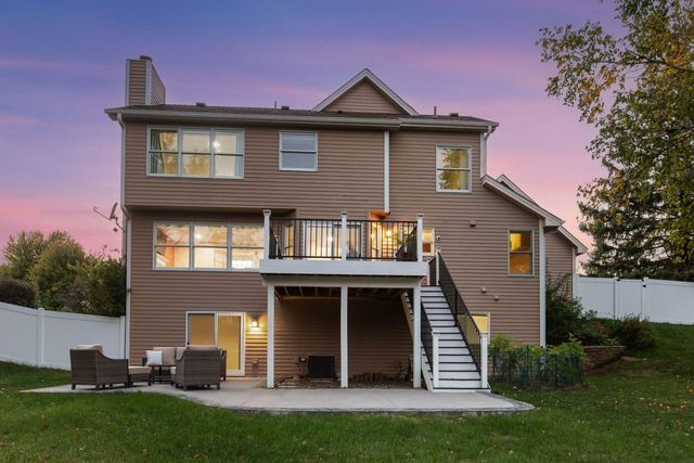 16005 22nd Avenue N, Plymouth, MN 55447