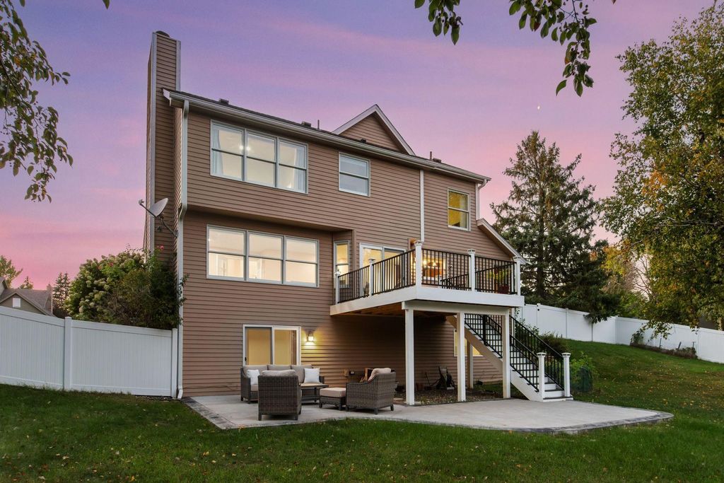 16005 22nd Avenue N, Plymouth, MN 55447 — photo 2