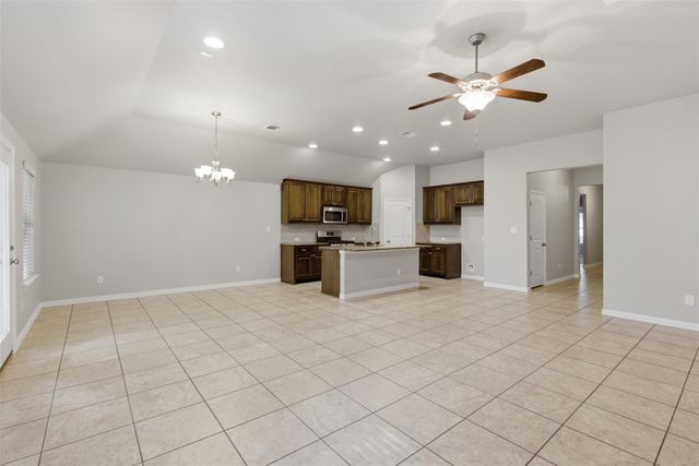 197 Patriot DR, Buda, TX 78610