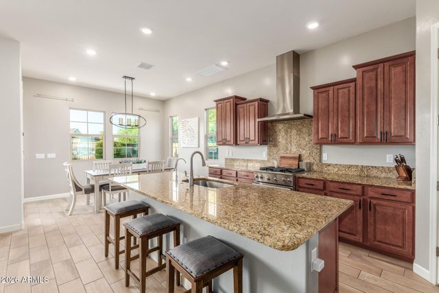 20562 W HILLCREST Boulevard, Buckeye, AZ 85396