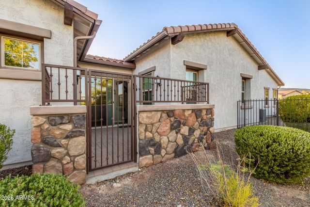 20562 W HILLCREST Boulevard, Buckeye, AZ 85396