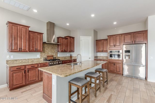 20562 W HILLCREST Boulevard, Buckeye, AZ 85396