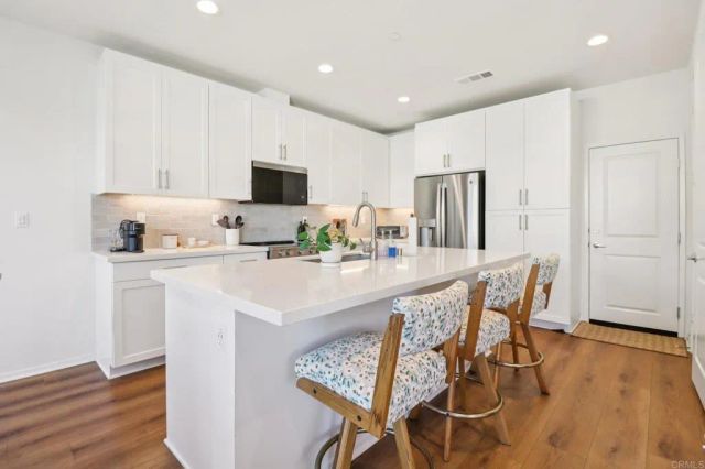 7700 Jasmine Court, Santee, CA 92071