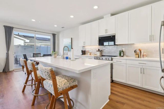 7700 Jasmine Court, Santee, CA 92071