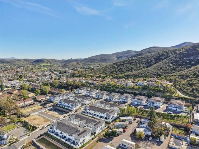 7700 Jasmine Court, Santee, CA 92071