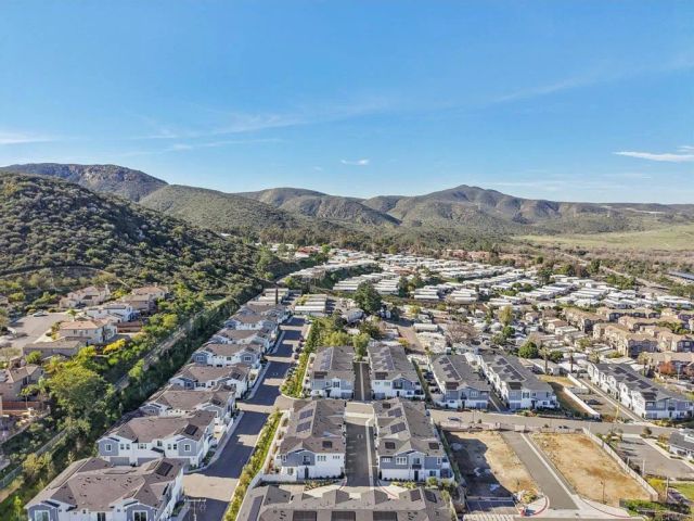 7700 Jasmine Court, Santee, CA 92071