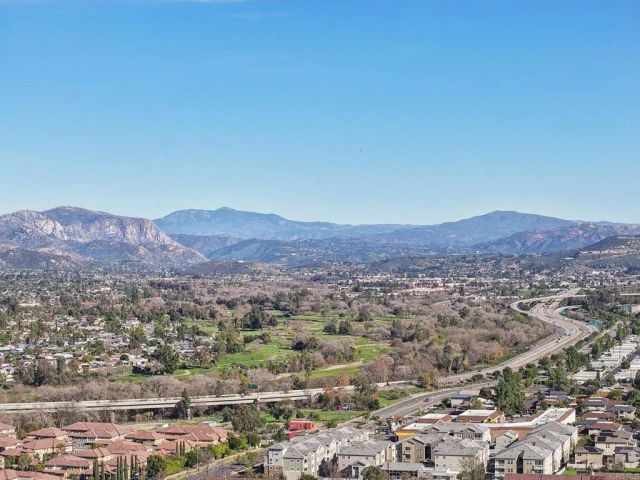 7700 Jasmine Court, Santee, CA 92071