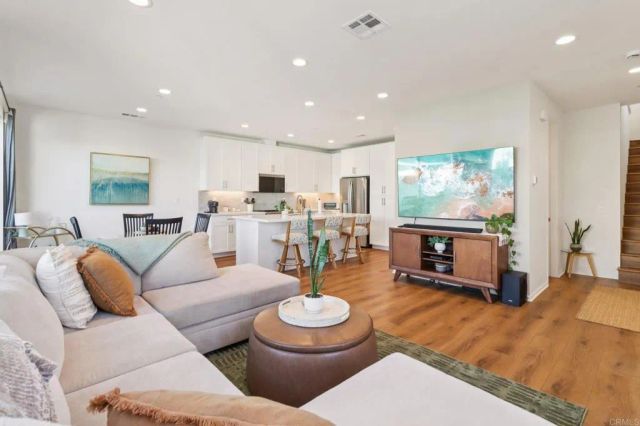 7700 Jasmine Court, Santee, CA 92071