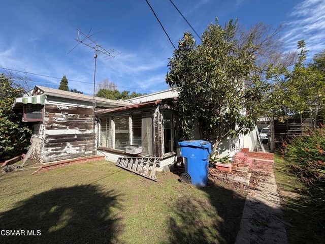 2123 Greenfield Avenue, Los Angeles, CA 90025